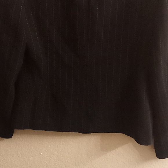 Le Suit Petite Office Career Work Minimalist Travel Size 6 Black Stripes Color H - Picture 3 of 10